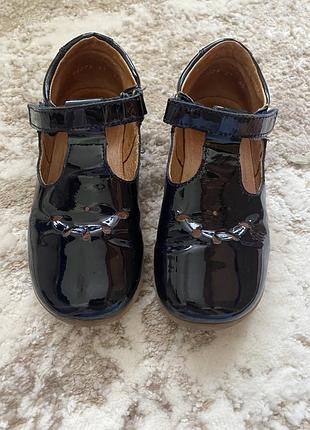 Туфлі для дівчинки froddo 27 р.