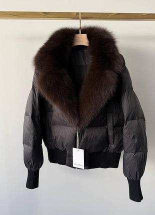Жіноча куртка пуховик з коміром з натурального хутра песця мах маrа