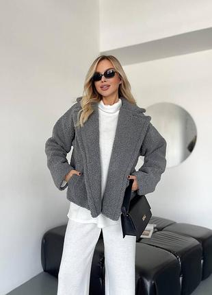 Женская куртка тедди из эко меха на подкладке графит