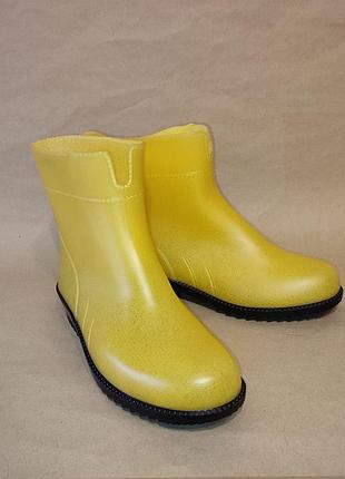 Женские резиновые полусапоги neon желтый