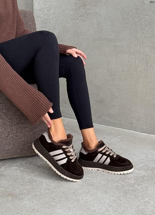 Стильні жіночі зимові кросівки тм -alex bens