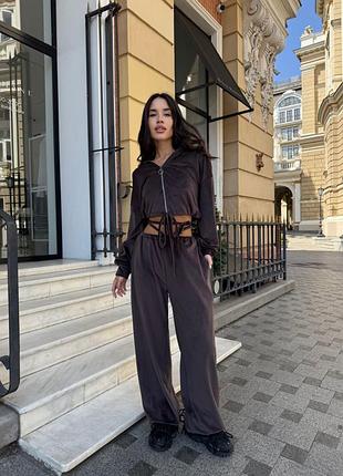 Шоколадний велюровий спортивний костюм оверсайз кофта на змійці блискавці і штани аладіни плюшевий велюр спорт