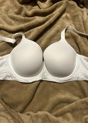 Бюстгалтер