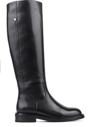 Шкіряні чоботи труби португальського бренду attizzare