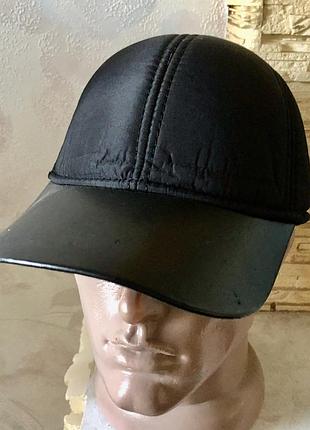 Зимняя бейсболка — кожаный козырек — на флисе с ушами— 55—56 см