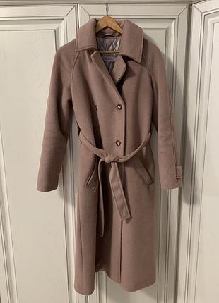 Пальто в ідеальному стані