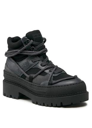 Черные боты от hilfiger