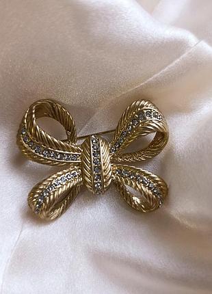 Гарна брошка бантик із камінням 💎в стилі бренду 💫