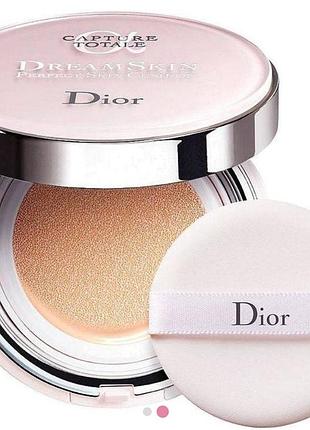 Кушон dior diorsnow bloom perfect perfect moist cushion