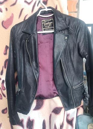 Кожаная курточка косухая кожа натуральная кожа куртка тредовая