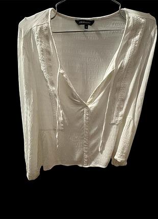 Сорочка з віскози молочного кольору з довгими рукавами