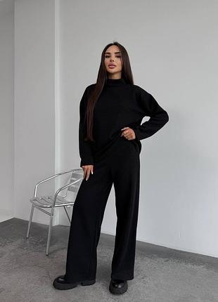 Жіночий ангоровий костюм