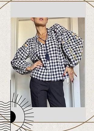 Картата блуза вишиванка китиці тренд кофта довгий рукав оверсайз біла сорочка квіти синя завʼязки етно oldmoney hm