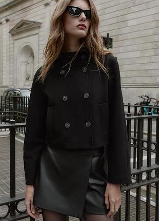 Шорти-спідниця зі штучної шкіри із запахом