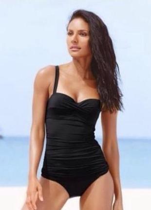 Шикарный черный сдельный купальник с эффектом утяжки, f&f.