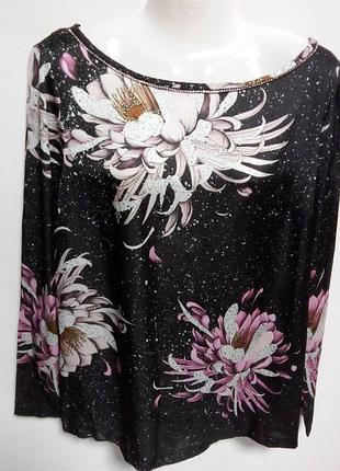 Блуза.
черный цвет, цветочный принт