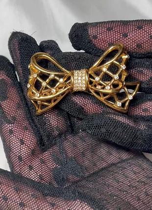 Брошь сваровски,марковка