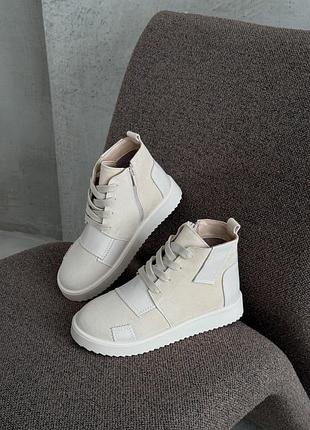 Стильные женские ботинки на шнуровке в стиле barefoot