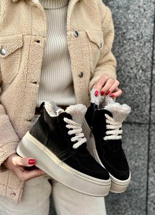 Натуральная замша, базовые спортивные черные женские ботинки