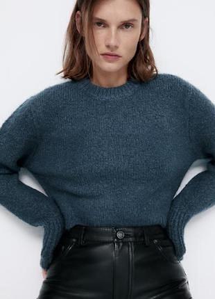 Вкорочений теплий базова синій светр zara, вовна у складі