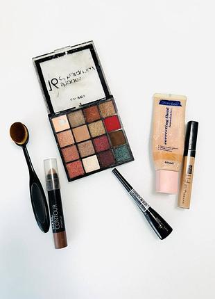 Набор разной косметики декоративная косметика