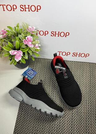 Оригінальні нові дитячі кросівки skechers