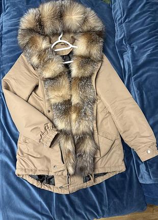 Парка жіноча