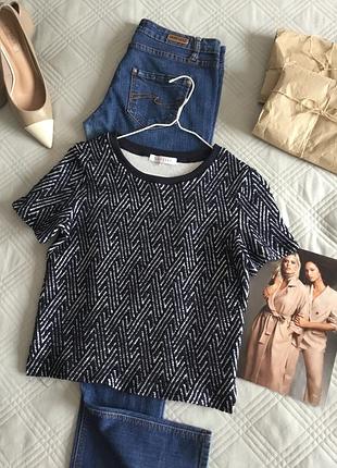 Стильный фактурный джемпер в красивом цвете в размере xs