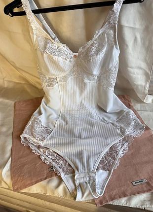 Боді triumph peony florale