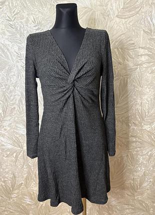 Женское платье в рубчик