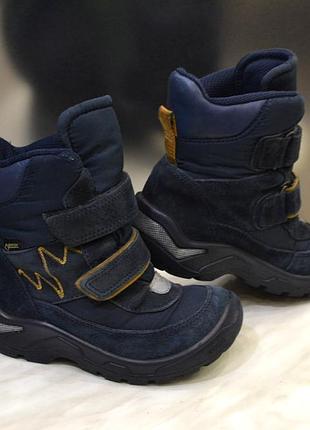 Продам зимние сапоги ecco goretex 26р