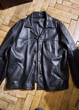Мужская кожаная куртка diesel