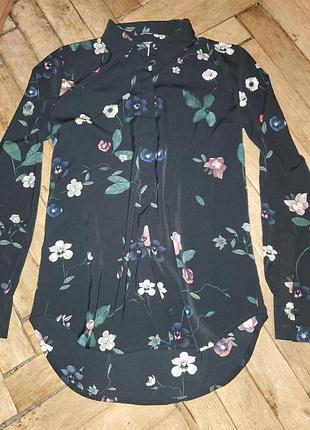 Блузка в цветочный принт