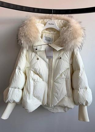 Молочная куртка пуховик люкс с мехом