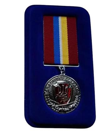 Отличие волонтер страны с удостоверением в футляре