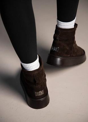 Уггі жіночі