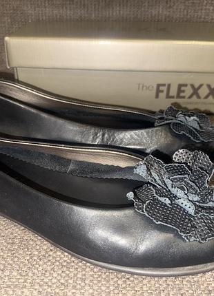 Мʼякесенькі шкіряні балетки 42 р.