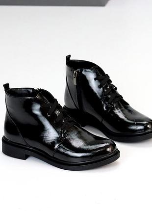 Жіночі черевики