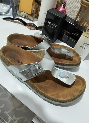 Фирменные женские шлепки graceland