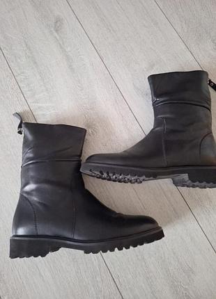 Ботинки кожаные