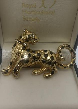 Брошь под золото