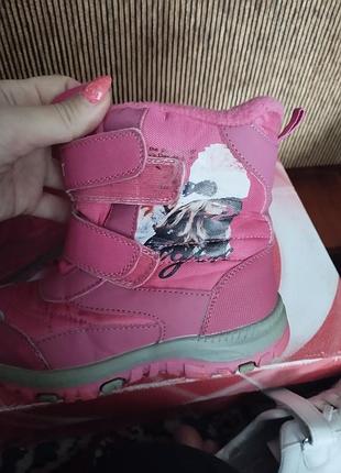 Продам зимние сапожки 29 размер на девочку