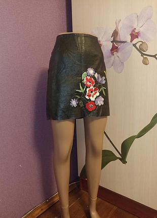 Фирменная юбочка из екок кожа в идеале!!