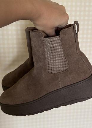 Черевики fitflop f-mode suede flatform chelsea boots з натуральної замші.