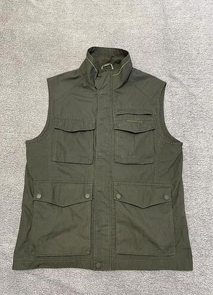 Жилетка craghoppers
розмір s 46
стан ідеальний