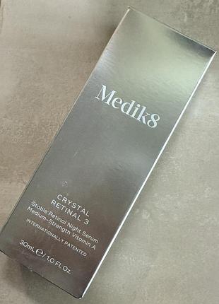 Medik8 crystal retinal 3