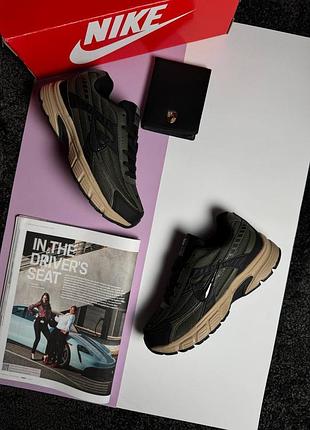Жіночі кросівки nike initiator gtx