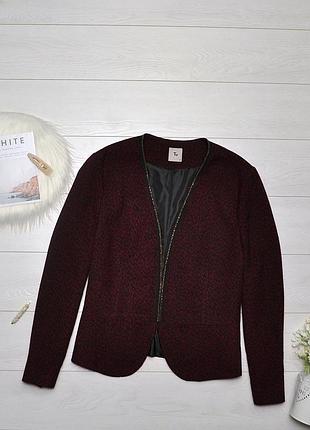 Красивий піджак tu.