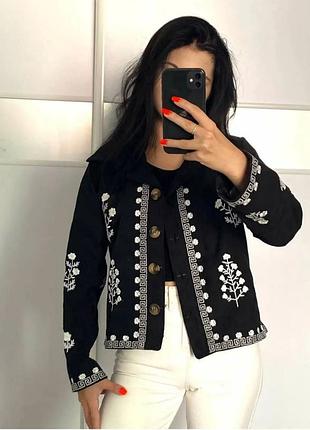 Жакет, пиджак женский с вышивкой
