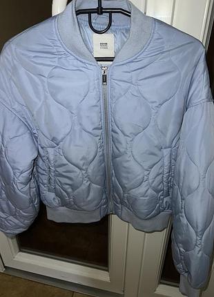 Блакитний бомбер